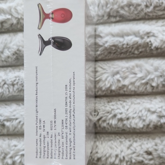 Intense Pulsed Light Wrinkle Reducing Anti-Aging Facial Instrument - Picture 2 of 2